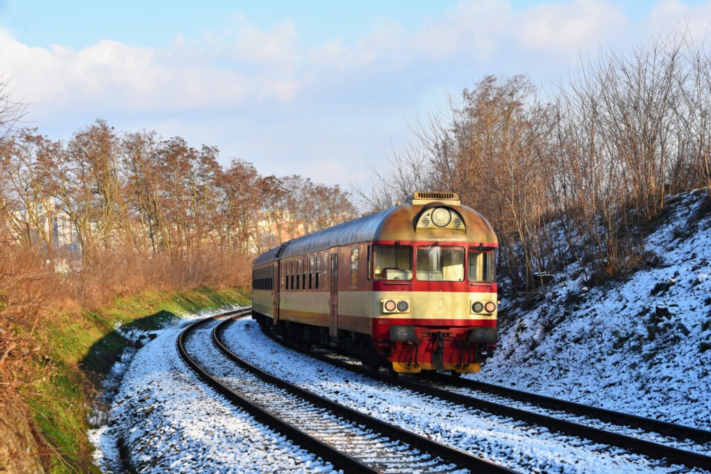 East Midlands Train